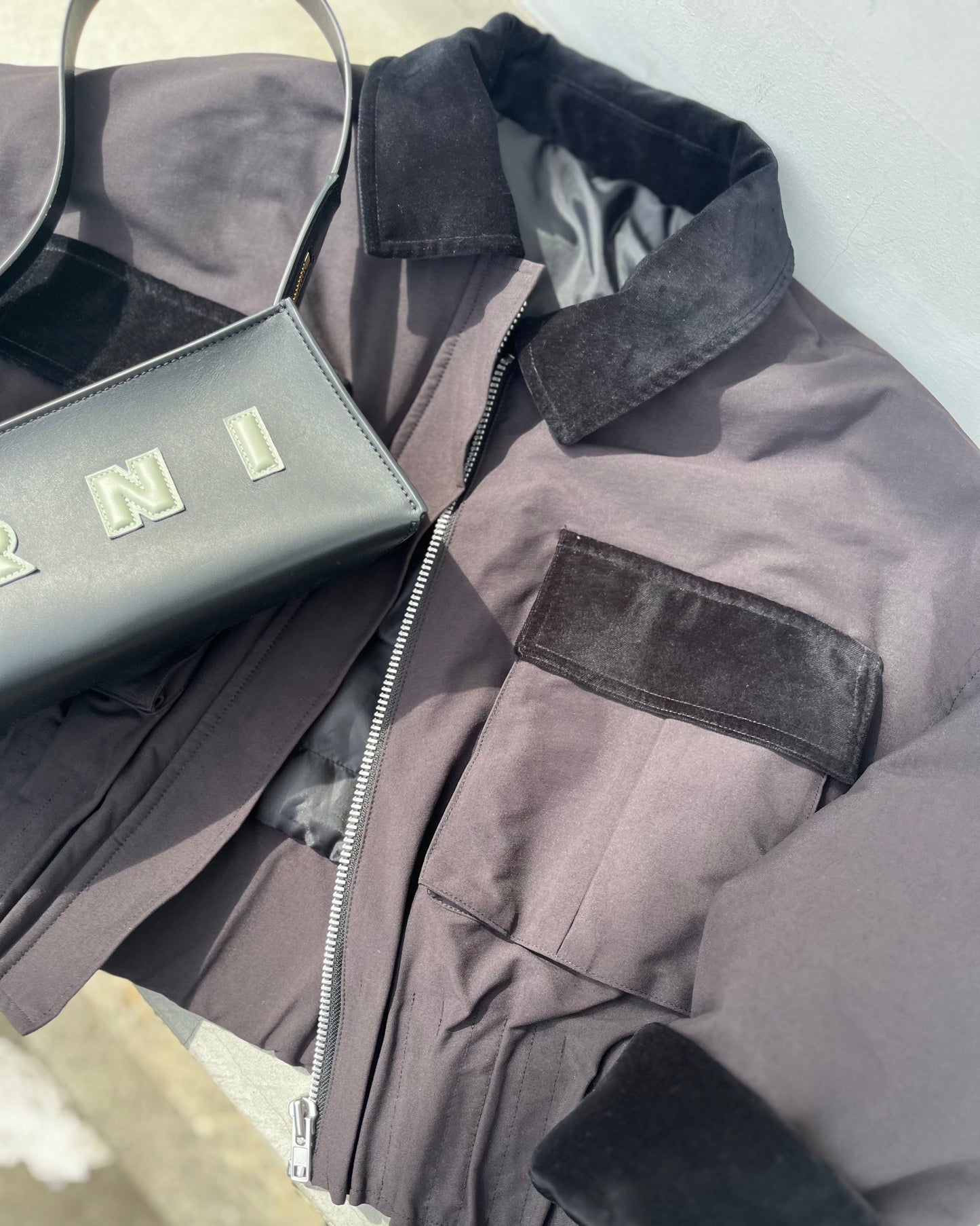 <予約アイテム> PLEATS ZIP-UP SHORT JACKET