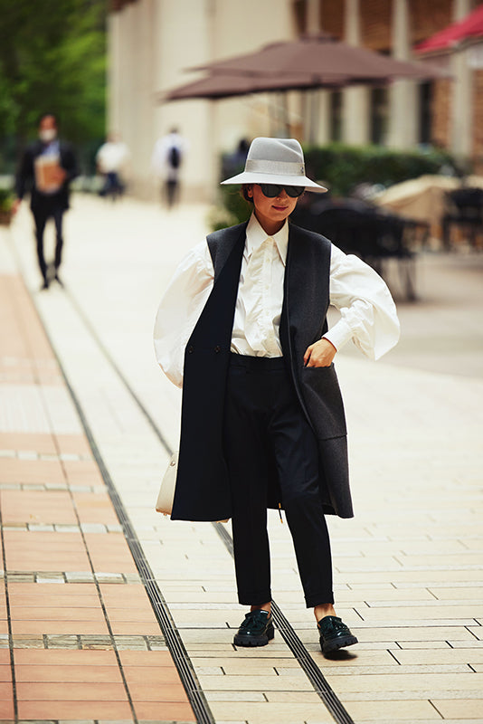 GATHER PUFF BLOUSE