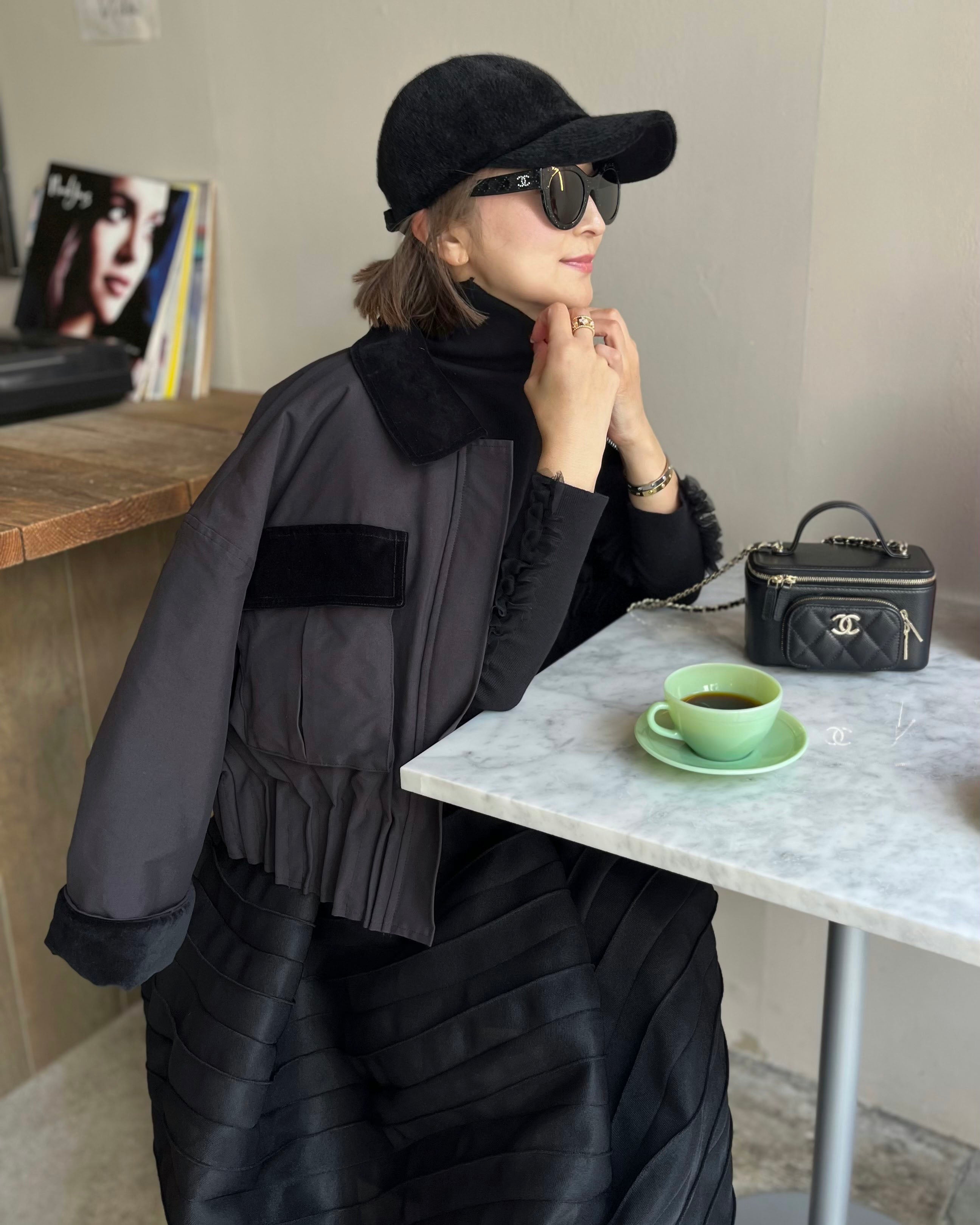 PLEATS ZIP-UP SHORT JACKET – ACLO ONLINE SHOP