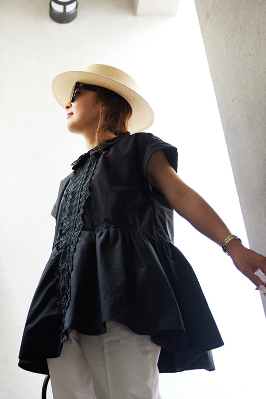 BLACK LACE BLOUSE