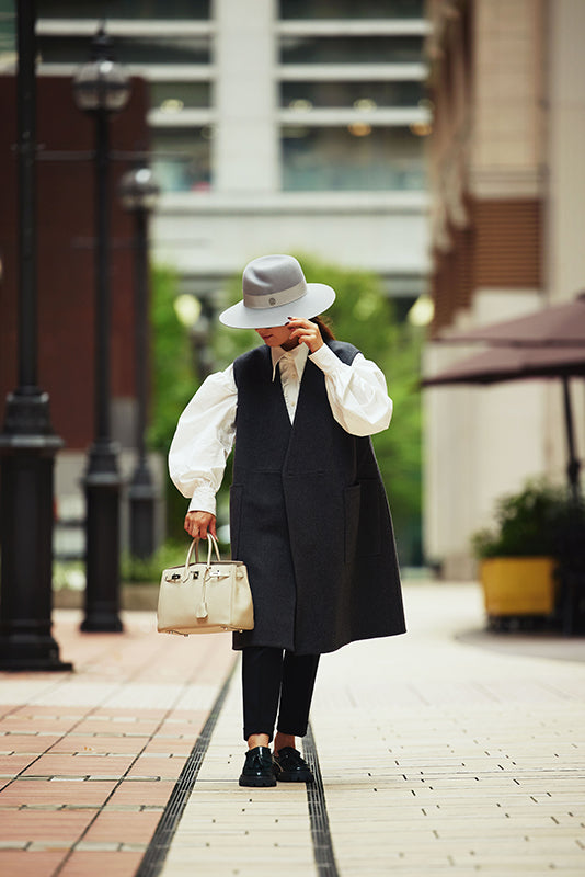 GATHER PUFF BLOUSE