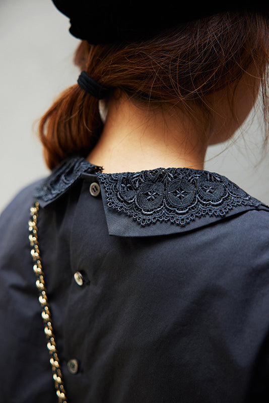 BLACK LACE BLOUSE