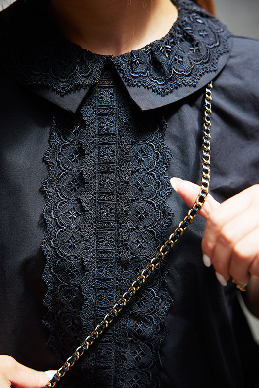 BLACK LACE BLOUSE