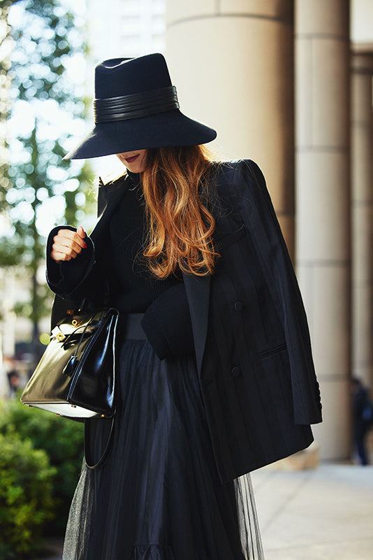 BLACK TULLE LONG SKIRT