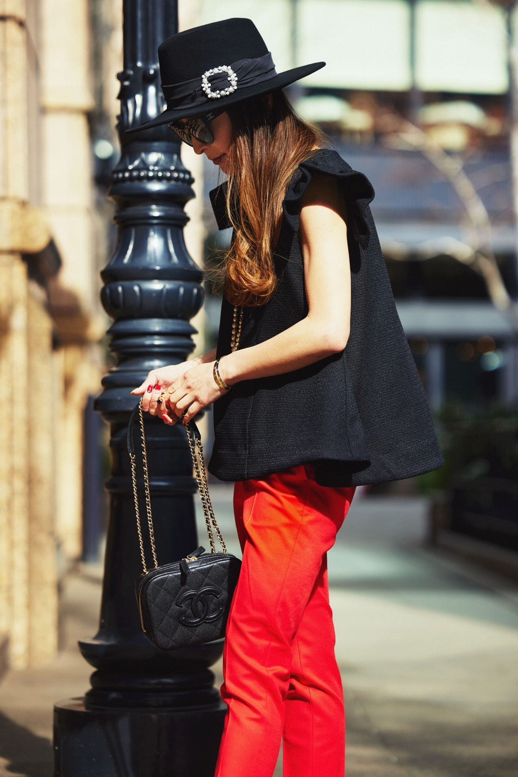 BLACK TWEED SLEEVELESS BLOUSE