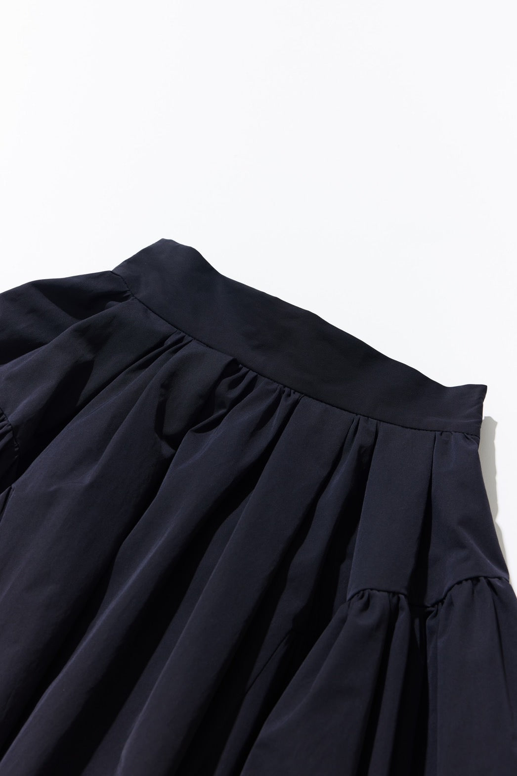 TAFFETA GATHER VOLUME SKIRT